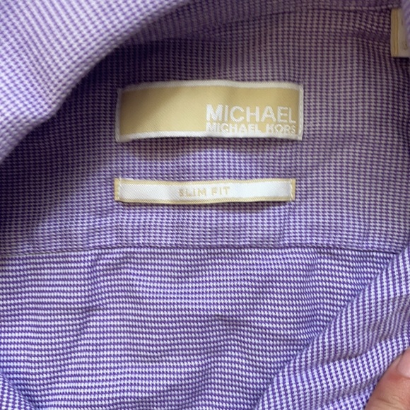 Men’s Michael Kors dressed up little wrinkled - Picture 2 of 3